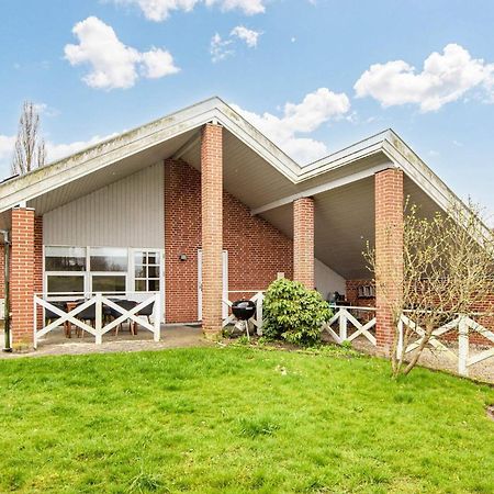 6 Person Holiday Home In B Rkop 보르콥 외부 사진